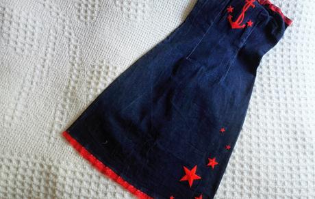 Riflové šaty v námorníckom  štýle, s