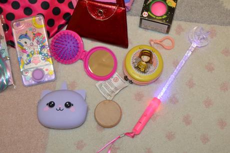 Dievčenské hračky a potreby 12 ks, 