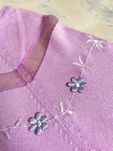 Jemný perleťový pulóvrik, xs