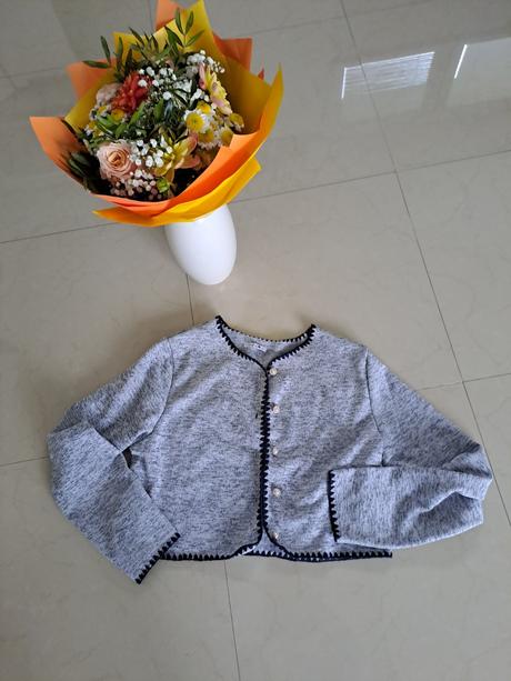 Moderný svetrik, gate,42