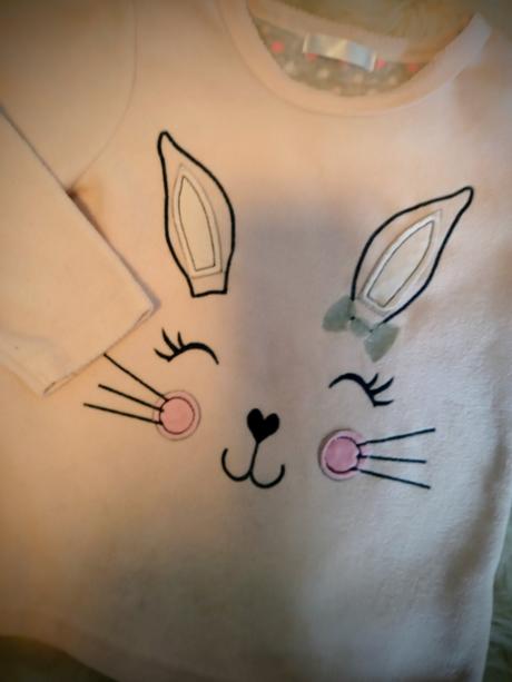 Mäkkučká mikinka so zajkom, 104