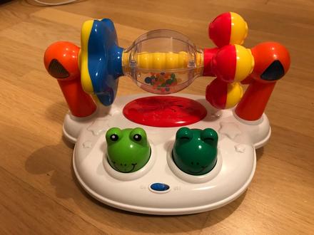 Interaktívna prvá hračka žabky od 6m,