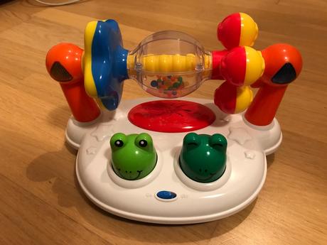 Interaktívna prvá hračka žabky od 6m,