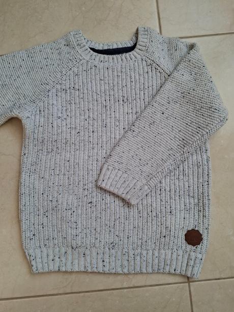 Sivy svetrik, f&f,80