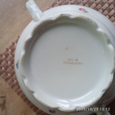 Predám starožitnú čajovú súpravu., 