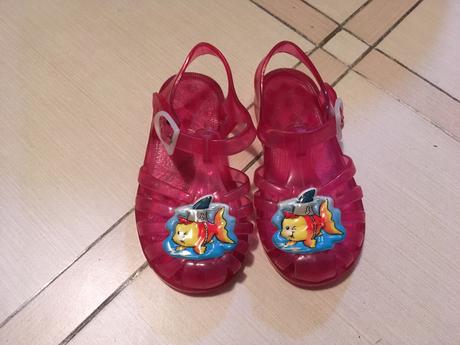 Sandále do vody, 24