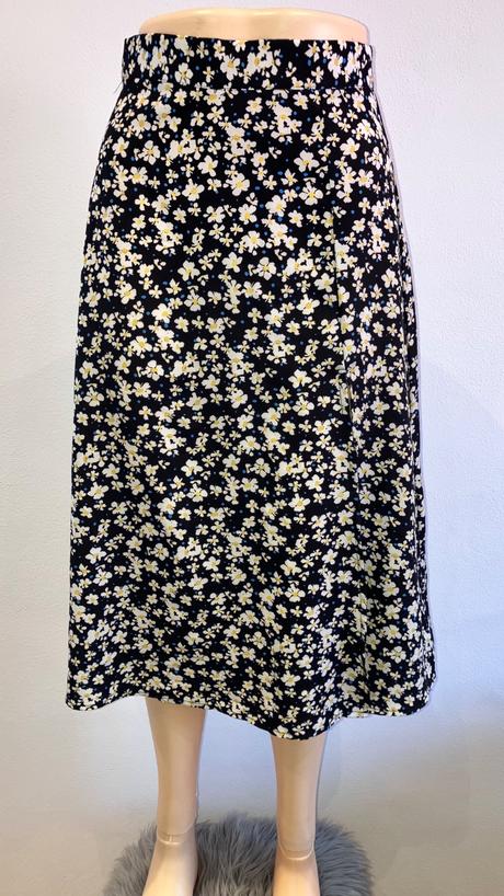 Dámska kvetovaná letná sukňa, s