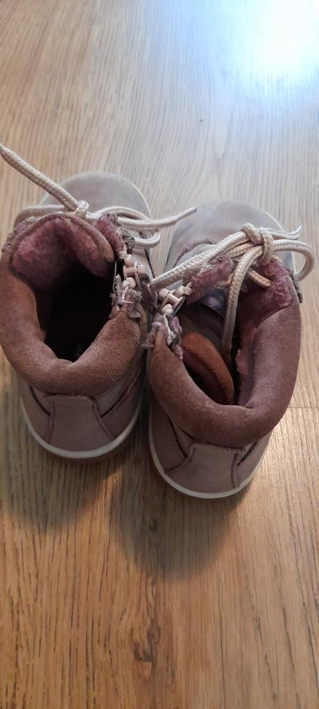 Prechodne topanky, 25