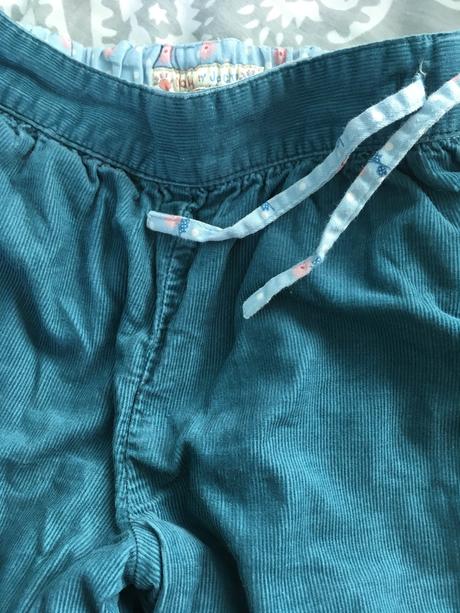 Mencestrove nohavice, 68