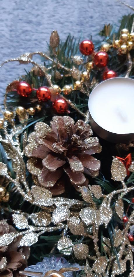 Predám adventný veniec, 