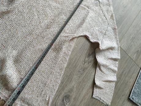 Elegantný oversize svetrík, 