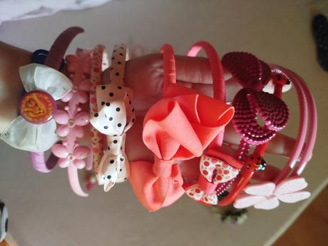 Čelenky, gumky do vlasov,