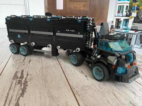 Lego ultra agent tirák, 