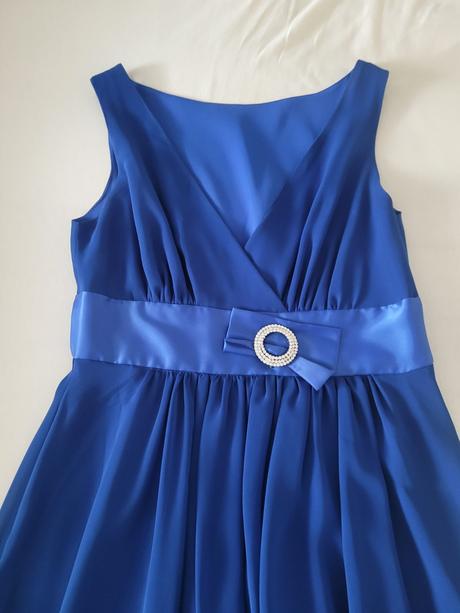 Spoločenské šaty, 36