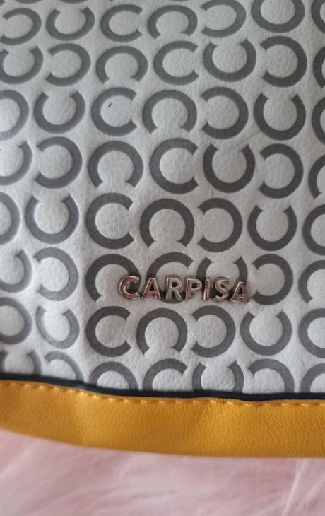 Kabelka caprisa, carpisa