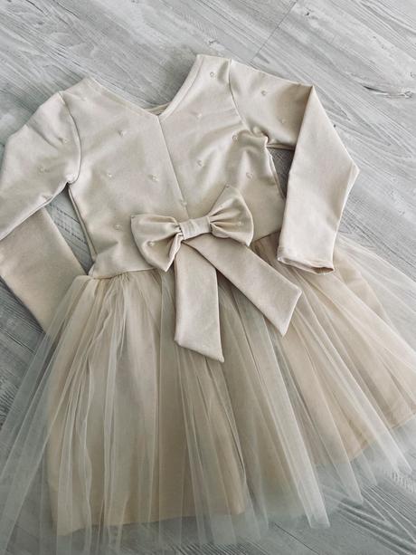 Sviatočné saty, 68 - 146