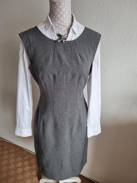 Sivé biznis saty  f&f 38/40 bez blúzky, f&f,m