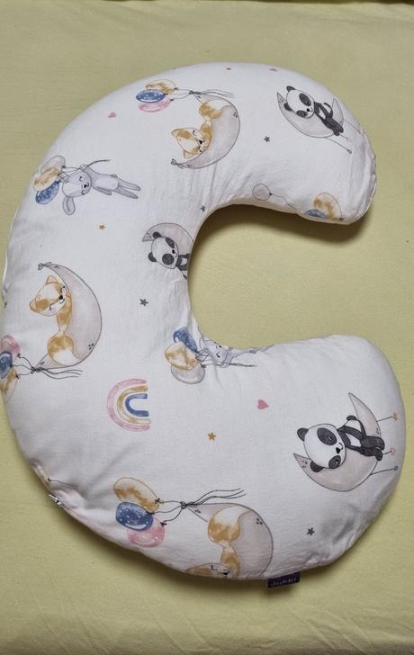 Vankúš na dojčenie, 