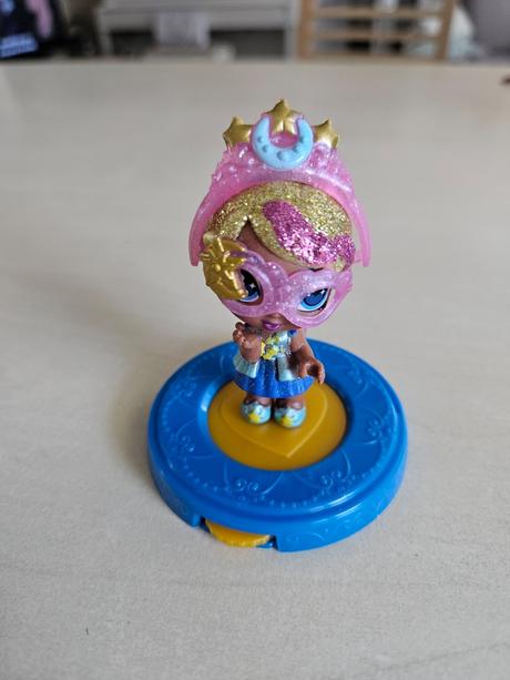 Hatchimals postavicka,