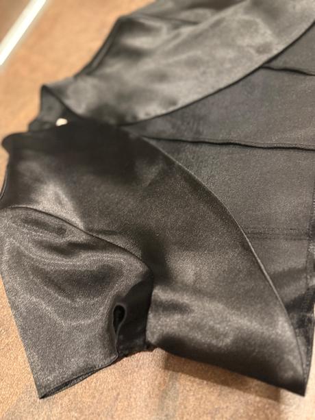 Čierne luxusné bolero veľkosť 36, amisu,s