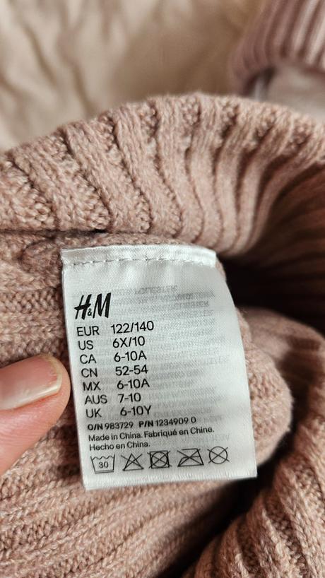 Kožusinove čiapky, 50