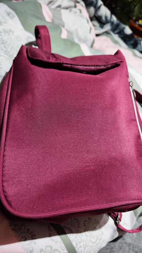 Dámsky ruksak,