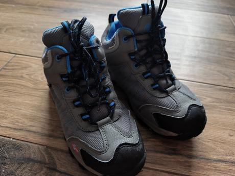 Topanky na turistiku, 35