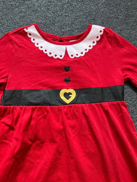 Vianočné šaty, 98