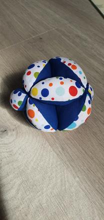 Montessori úchopová loptička,