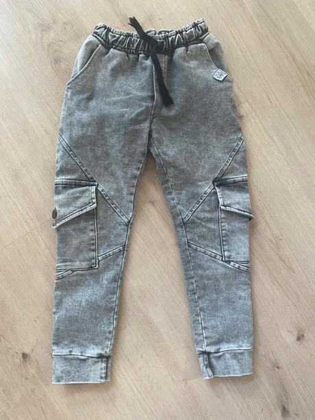 Chlapcenske teplaky, 116