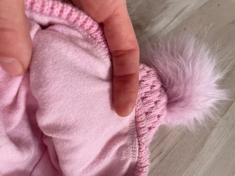 Dievčenská zateplená čiapka, 146