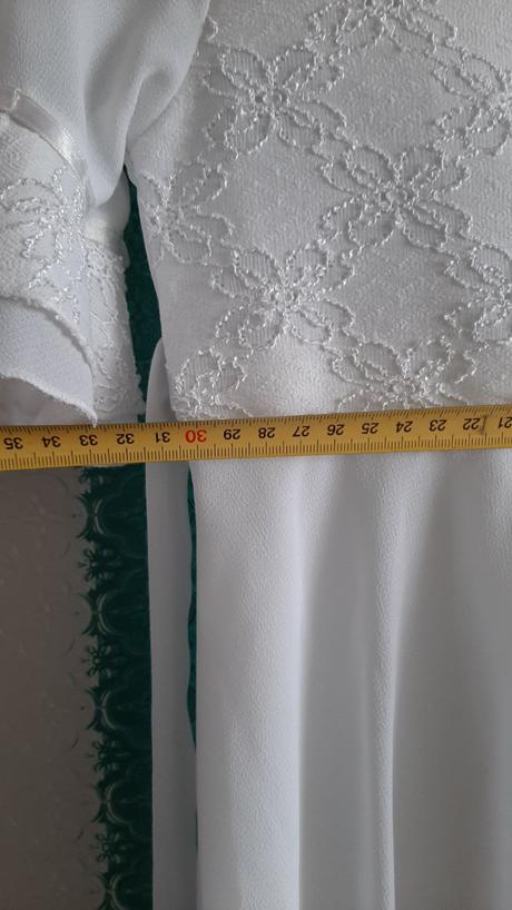 Slavnostne saty, 140