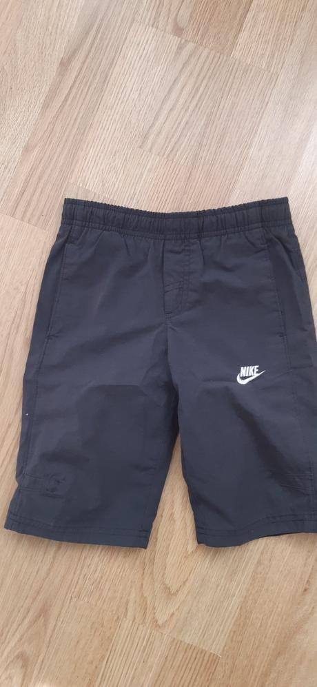 Turistické nohavice, nike,110