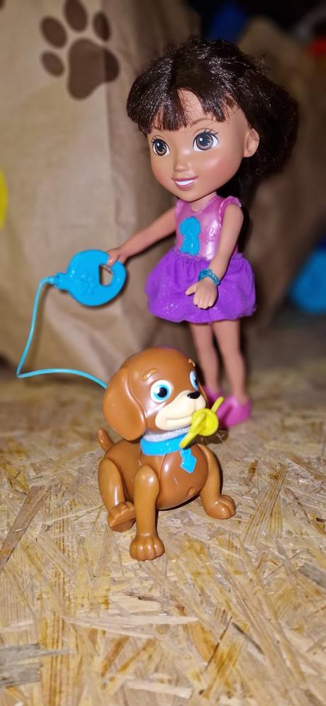 Babika so šteniatkom, 