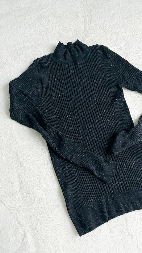 Rebrovaný nátelník čierny so striebornou niťou, f&f,34