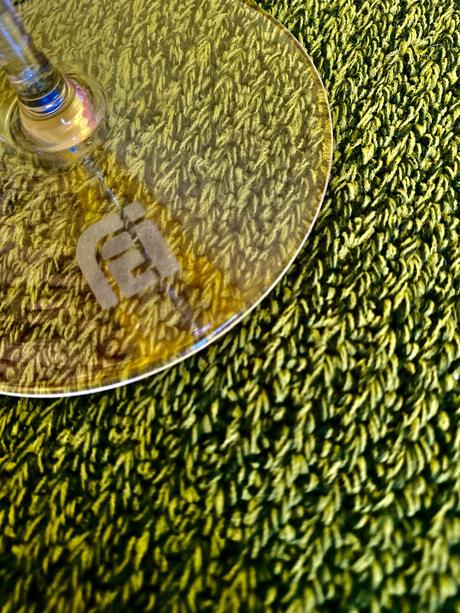 Krásny pohár na stopke,