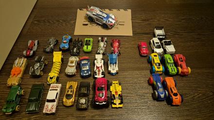 Hot wheels autá, 