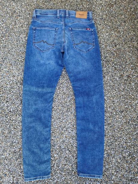 Chlapčenské rifle, mustang,30