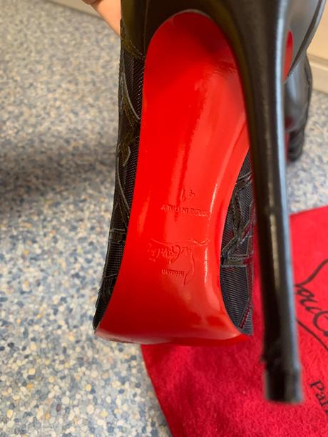 Exkluzívne čierne lodičky christian louboutin, 41