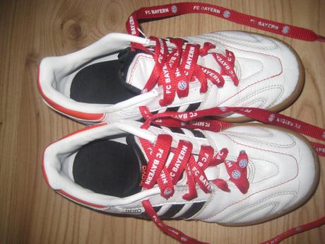Halovky so šnúrkami fc bayern , adidas,33