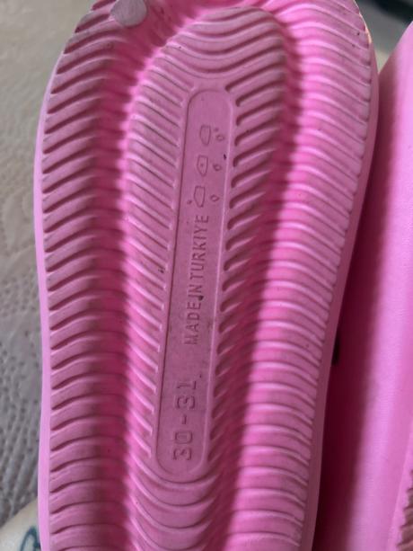 Barbie šľapky pre dievča, 30