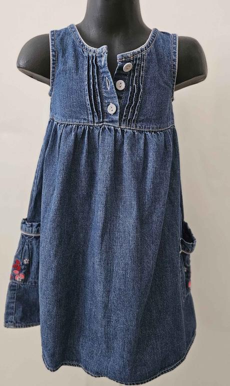 Rifľové šaty, 110