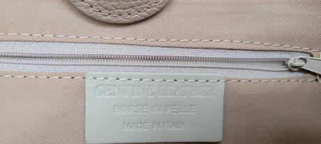 Značková svetlohnedá taška,