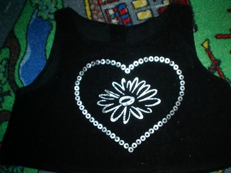 Vestička pre malú parádnicu, 68