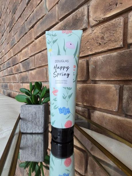 Douglas happy spring exfolianting shower gel 150ml,