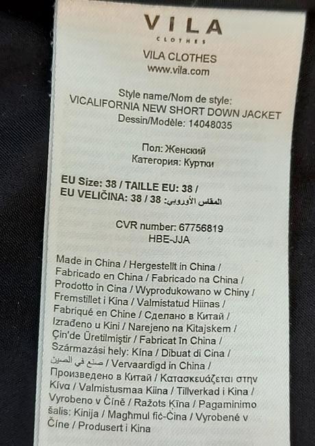 Páperová bunda vila, 38