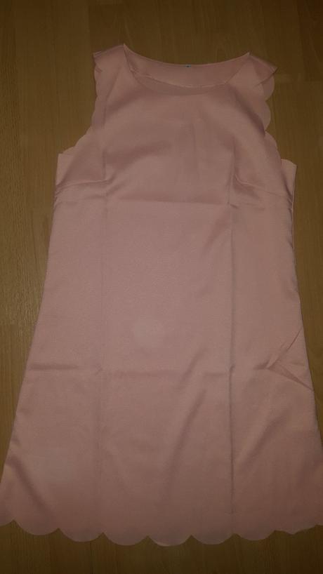 Marhuľové šaty, s