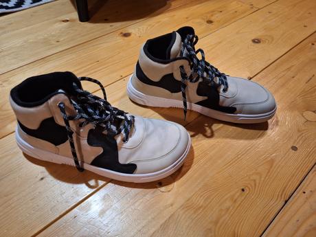 Barefoot, be lenka,43