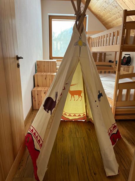 Teepee indiánsky stan,