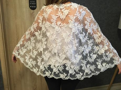 Hackovany prehoz k šatám, 